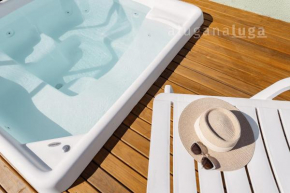 Rooftop - Cobertura com jacuzzi a 400m da praia
